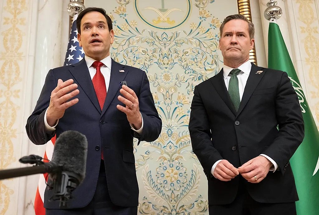 Переговоры в Саудовской Аравии между США и Украиной 11 марта 2025 г. Фото © ТАСС / AP / Saul Loeb