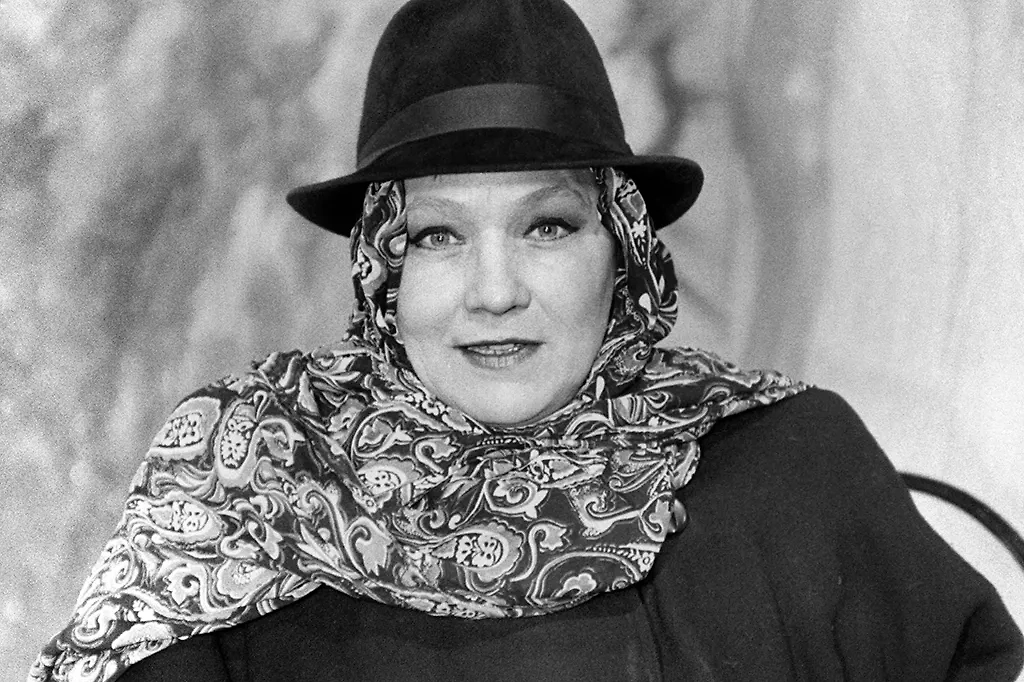 Нина Русланова: как девочка из пяти детдомов стала звездой. Фото © ТАСС / Виктор Борисов