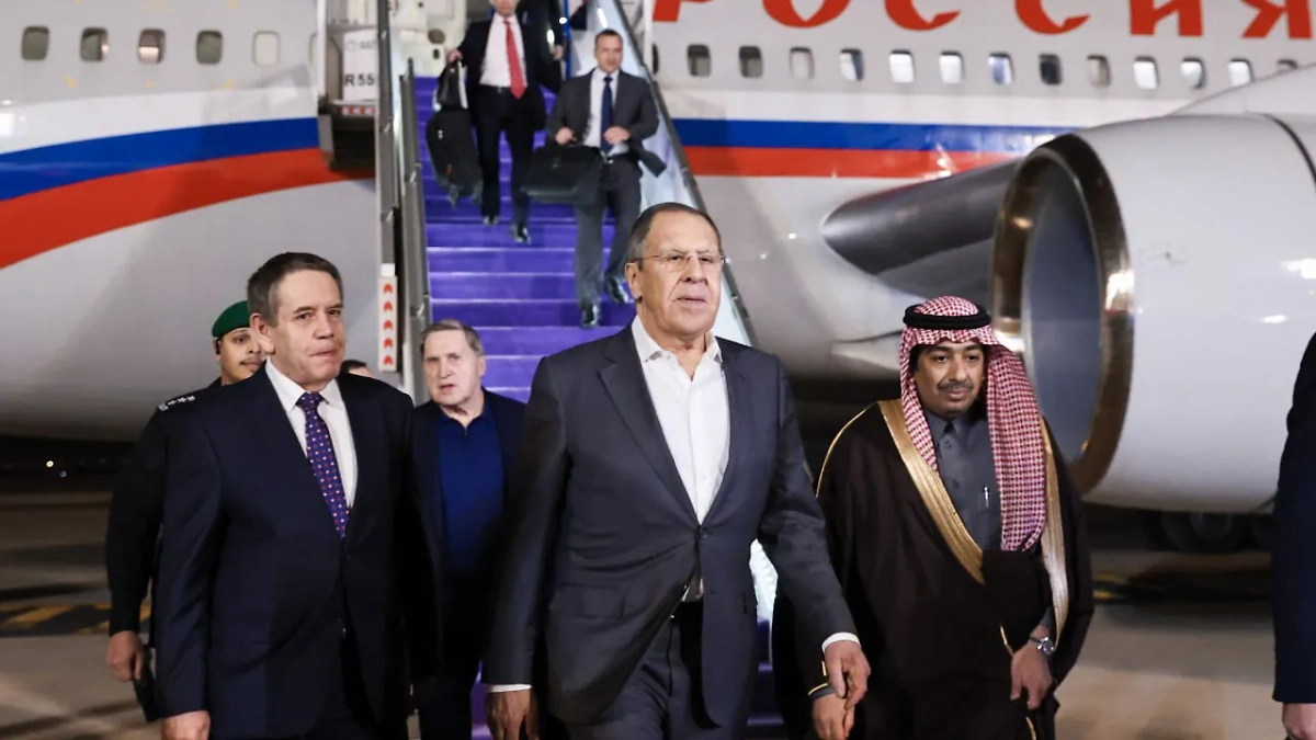 Министр иностранных дел России Лавров в Эр-Рияде. Фото © Gettyimages / Anadolu