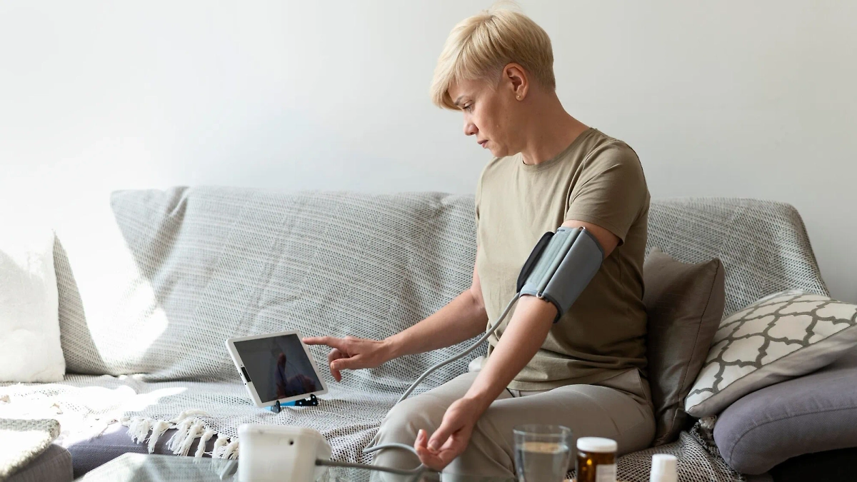 Как сохранить здоровье во время магнитной бури 26 и 27 марта 2025 года. Фото © Freepik