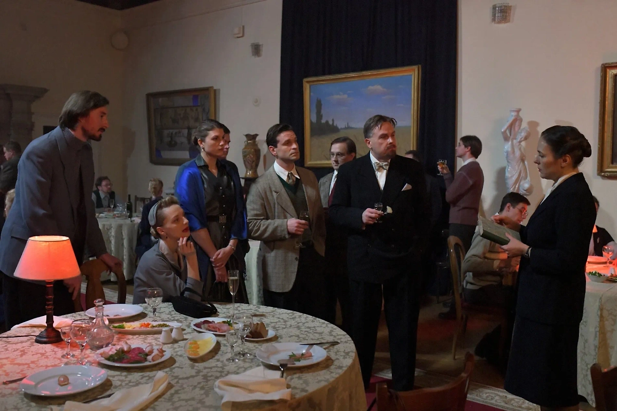 «Шифр» — женский российский детектив. Фото © «Шифр», режиссёры Вера Сторожева, Ольга Гнедич, сценаристы Ольга Гнедич, Ольга Жукова и др. / Kinopoisk