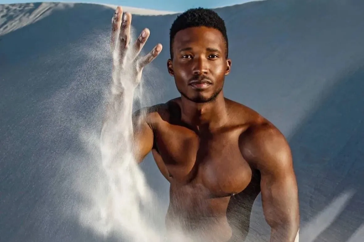 Нтандо Лурвенгу представлял Южную Африку на конкурсе «Мистер Вселенная». Фото © Instagram (признан экстремистской организацией и запрещён на территории Российской Федерации) / ntando_lurwengu