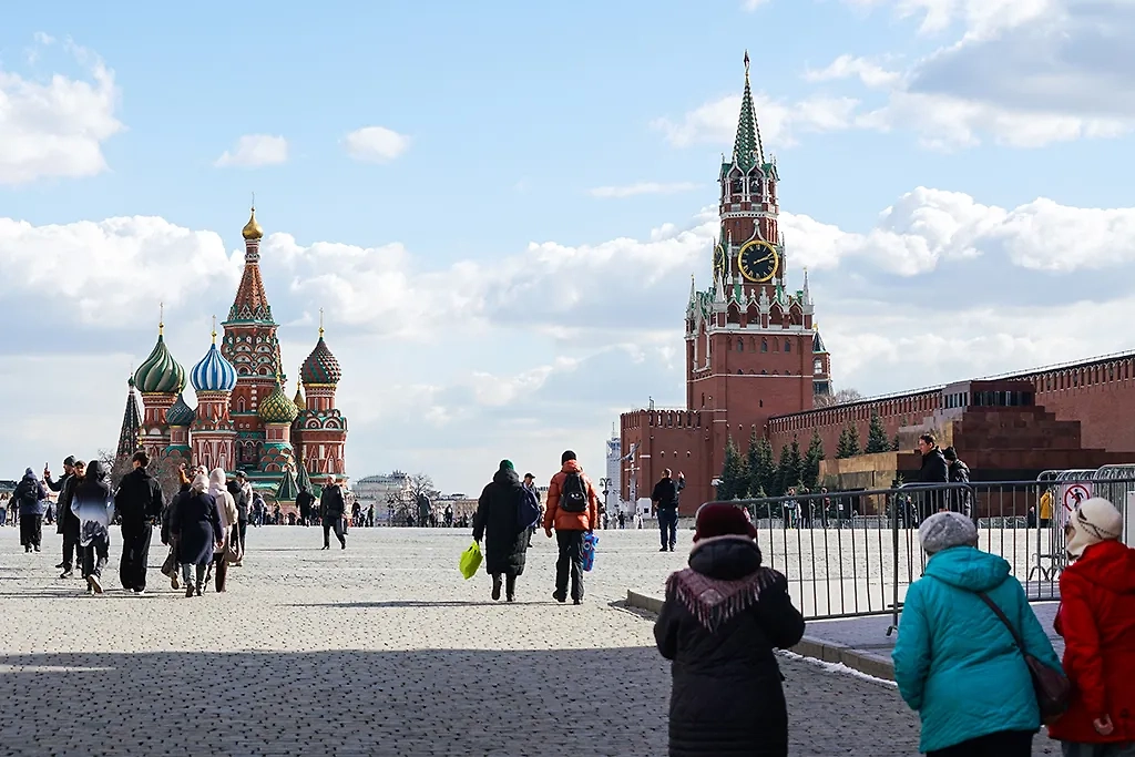 Когда в Москве ждать рекордно высокого атмосферного давления и сколько оно будет. Фото © ТАСС / Вячеслав Немышев 