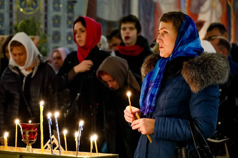 Родительская суббота 22 марта: на третью неделю Великого поста она нужна, чтобы помянуть родных и близких, которые лишаются своих привычных молитв в течение недели. Фото © ТАСС / Сергей Мальгавко