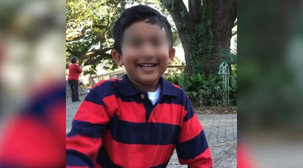 Похищенный матерью Абдул Азиз Хан. Фото © X / GAFollowers