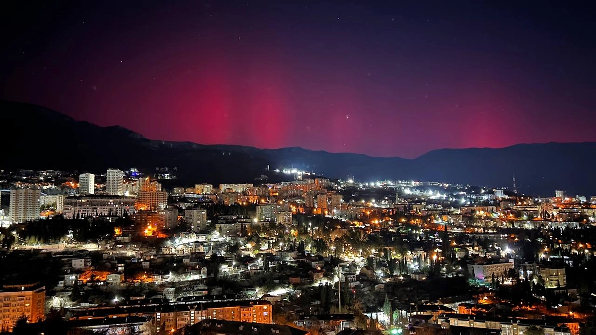 Северное сияние в Крыму. Фото © Telegram / Крымский