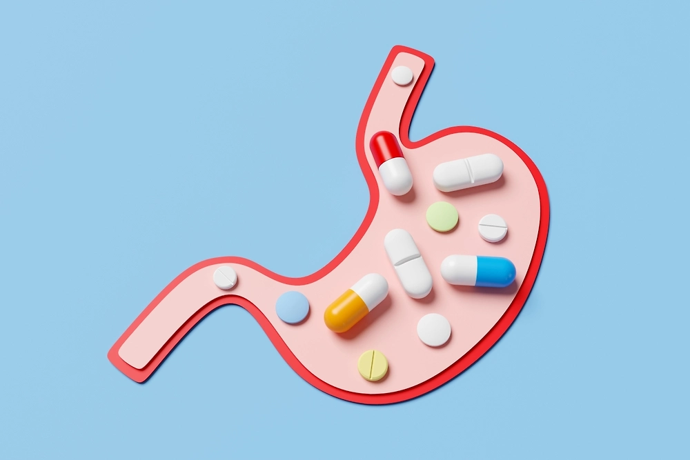 Зимняя аптечка для людей после 45: обязательные препараты. Фото © Shutterstock / FOTODOM / Dragon Claws