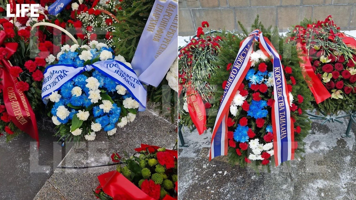 Иностранные государства прислали венки, чтобы почтить память жертв блокады Ленинграда. Фото © Life.ru