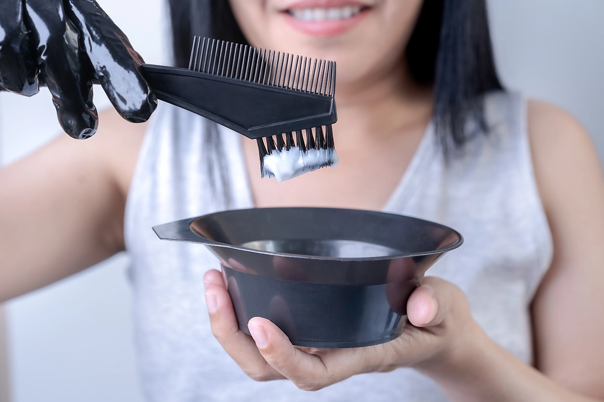 Лунный календарь окрашивания волос на февраль 2026 года. Фото © Shutterstock / FOTODOM / Tiantip Deedet