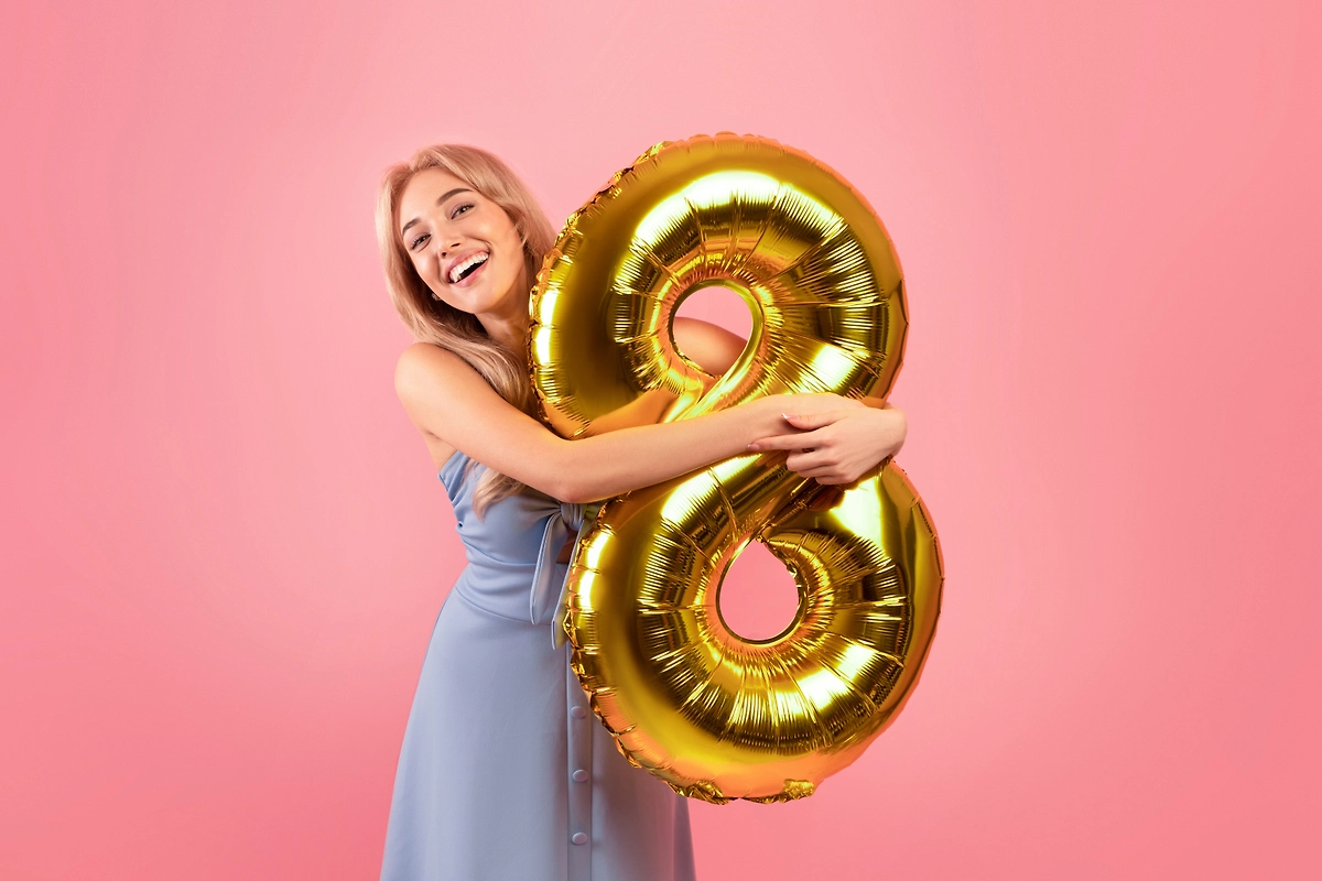 Почему люди, рождённые под цифрой 8, такие особенные? Фото © Shutterstock / FOTODOM / Prostock-studio