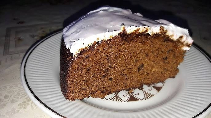 Как приготовить «Трухлявый пень»: простой советский рецепт к Дню пирога. Фото © Youtube / Вкусно, как у мамы