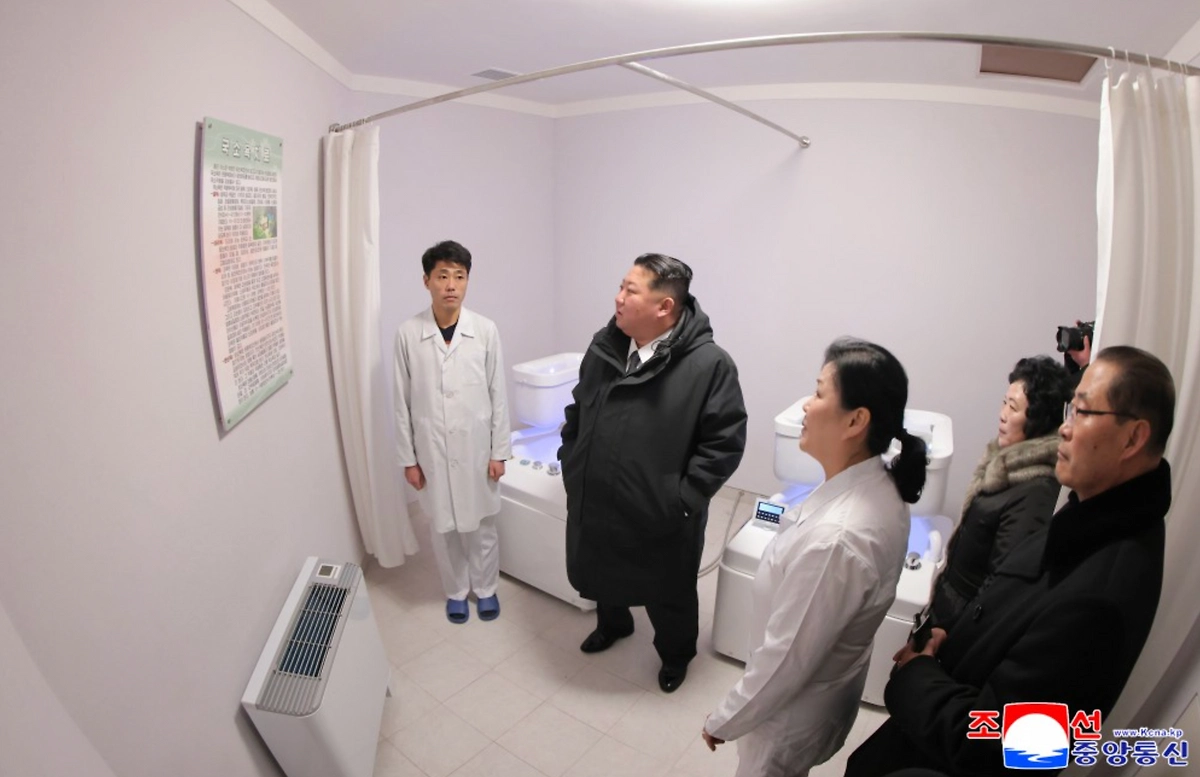 Ким Чем Ын открыл первый общественный банный комплекс в КНДР. Фото © ЦТАК
