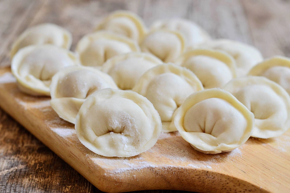 Как правильно заморозить пельмени. Фото © Shutterstock / FOTODOM / Helena Zolotuhina