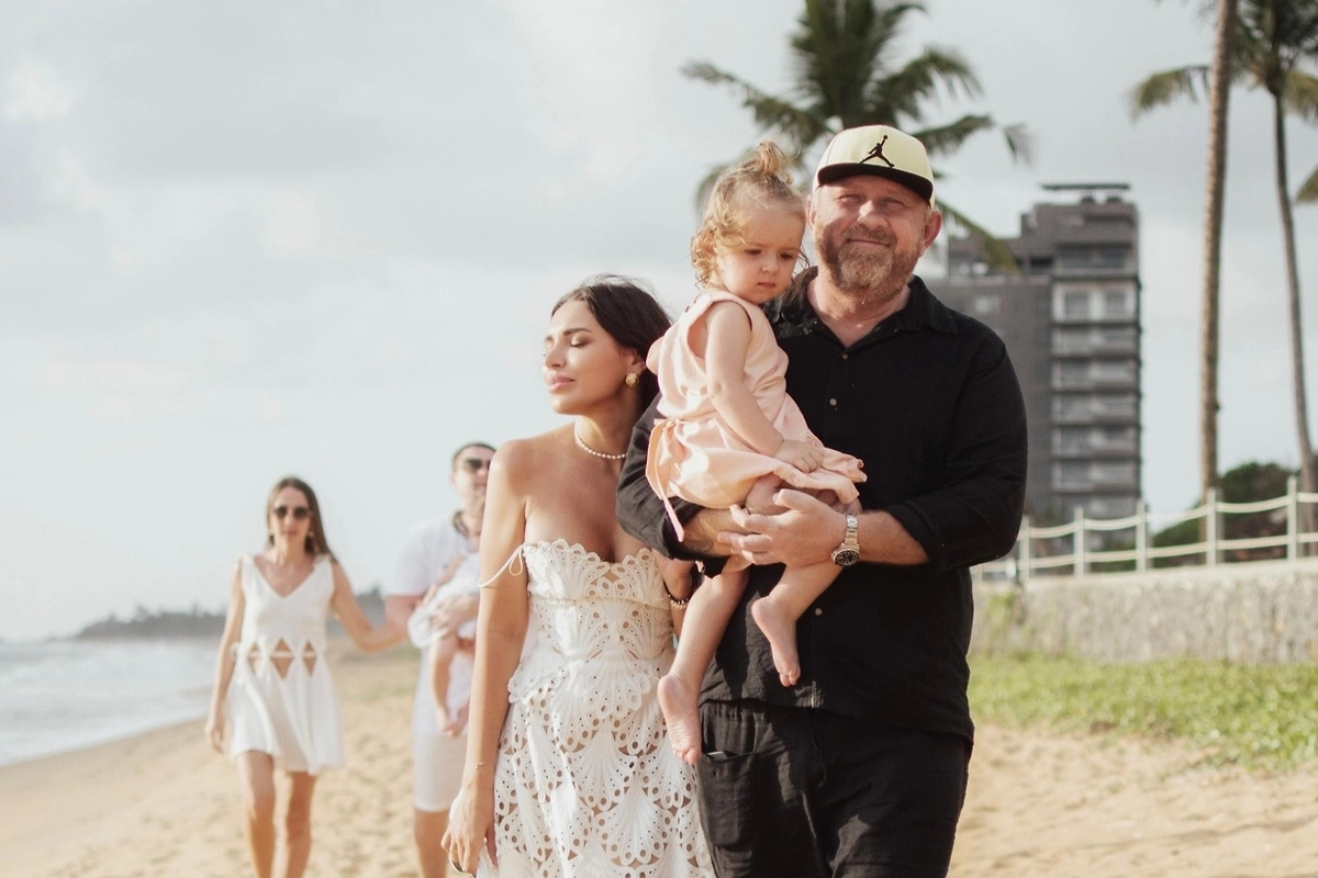 Константин Ивлев разводится с молодой женой и просит снижения алиментов на старших детей. Фото © VK / Константин Ивлев