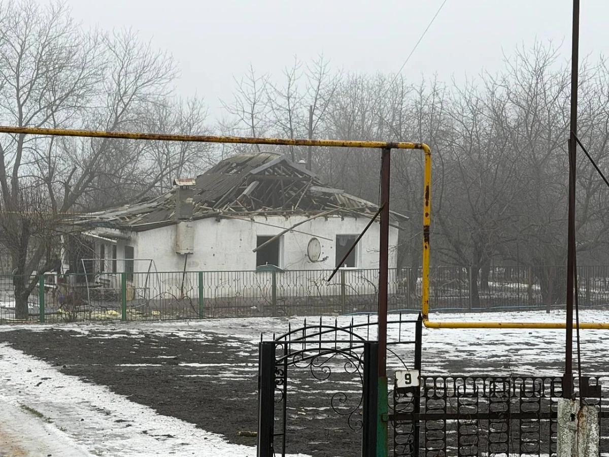 Последствия атаки ВСУ на посёлок Центральный в ЛНР. Фото © MAX / Леонид Пасечник