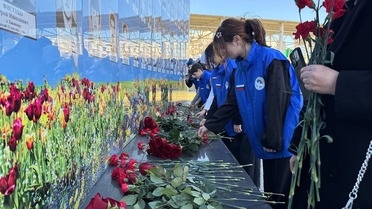 Акция в Республике Дагестан. Фото © Пресс-служба движения «Волонтёры Победы»