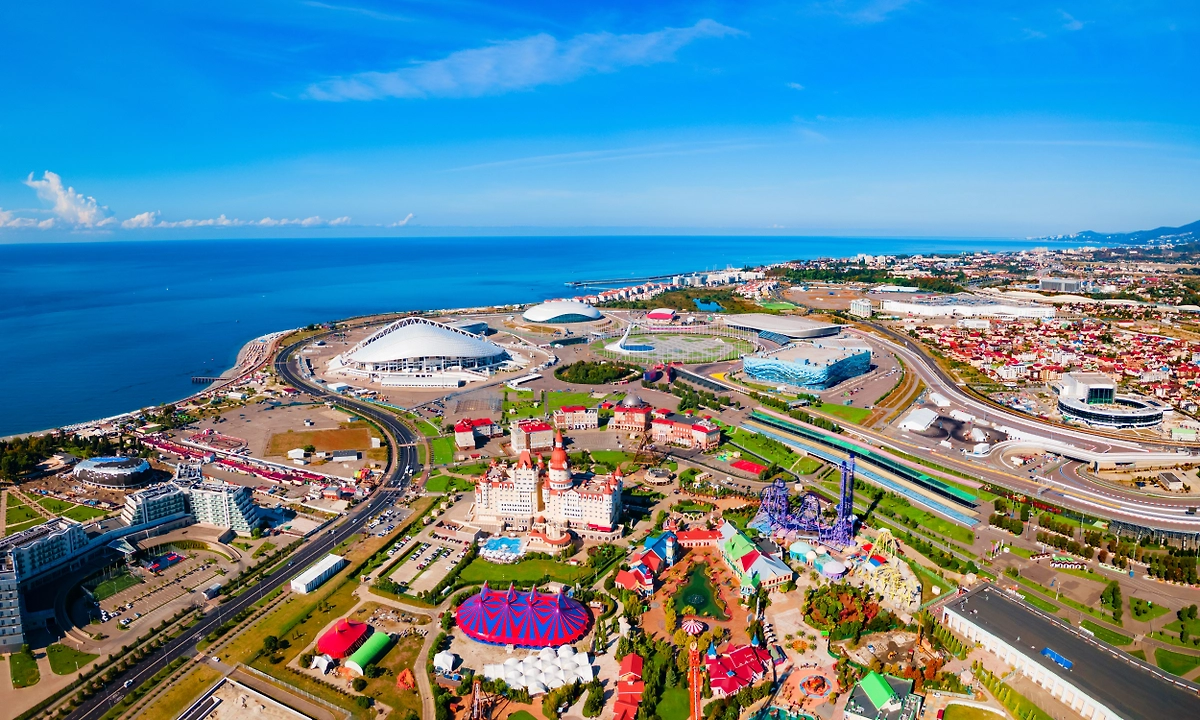 Погода в Сочи летом 2026 года. Фото © Shutterstock / FOTODOM / saiko3p