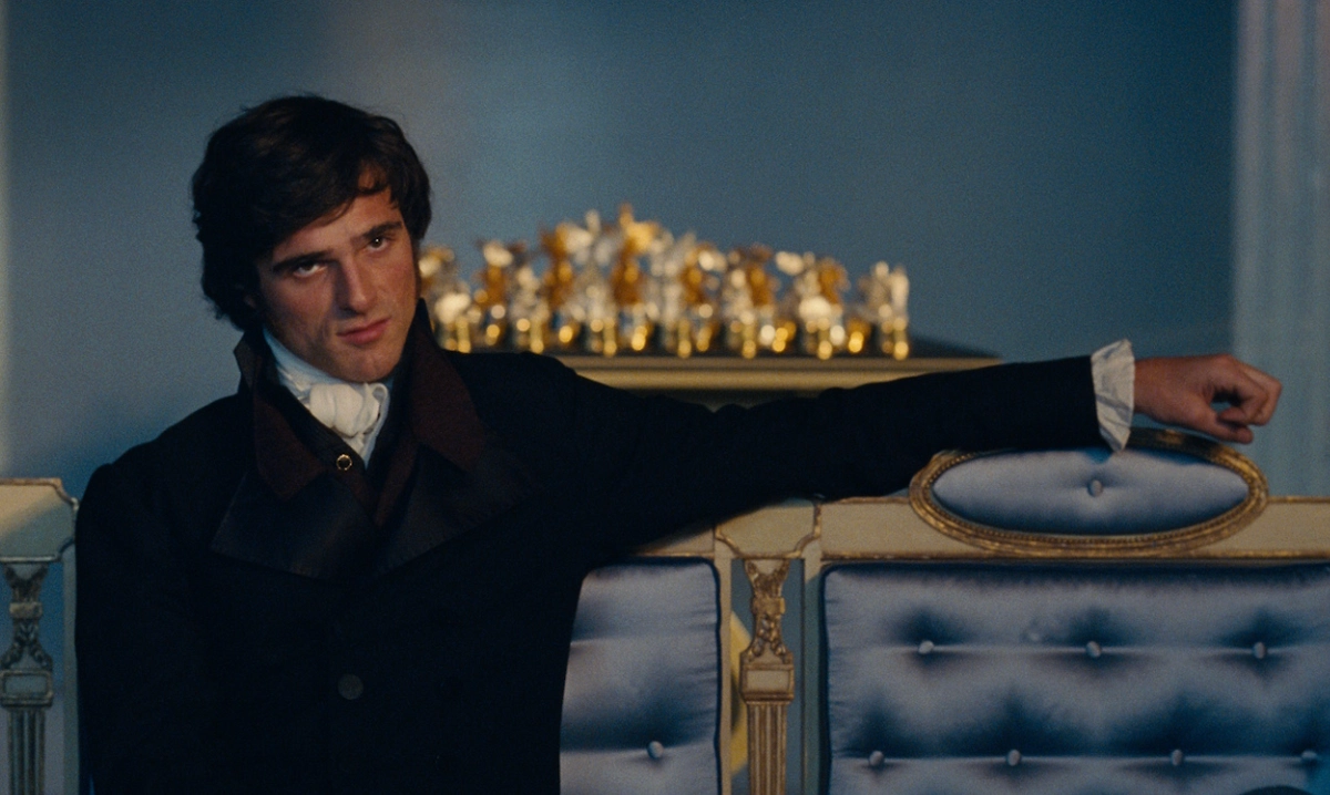 Фото  © Кадр из фильма «Грозовой перевал», режиссёр Эмеральд Феннел, сценаристы Эмеральд Феннел, Эмили Бронте / Kinopoisk