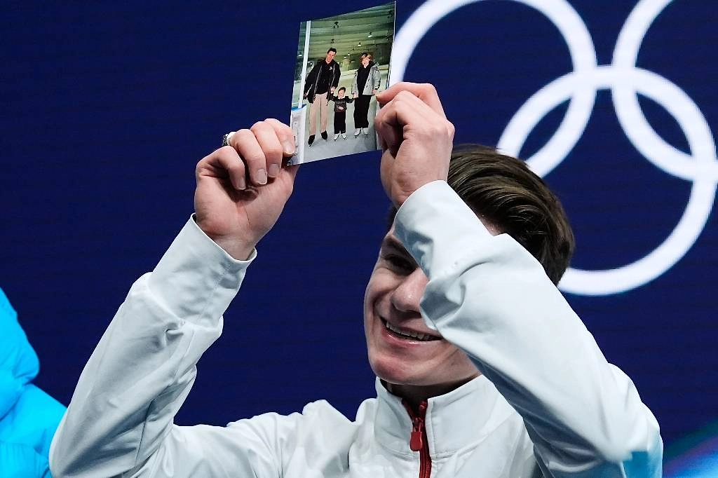 Родители фигуриста Наумова погибли в авиакатастрофе: история чемпионской семьи. Фото © ТАСС / AP / Francisco Seco