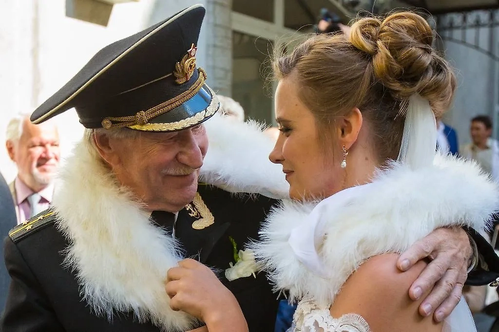 Эпатажный брак Ивана Краско и молодой Натальи Шевель быстро распался. Фото © ТАСС / Руслан Шамуко