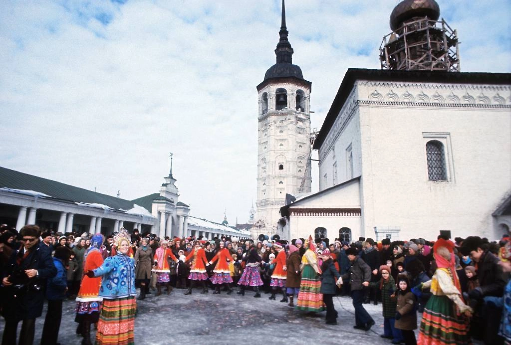 Советская Масленица в фотографиях: от Суздаля до Алтайского края. Фото © ТАСС / И.Дынин