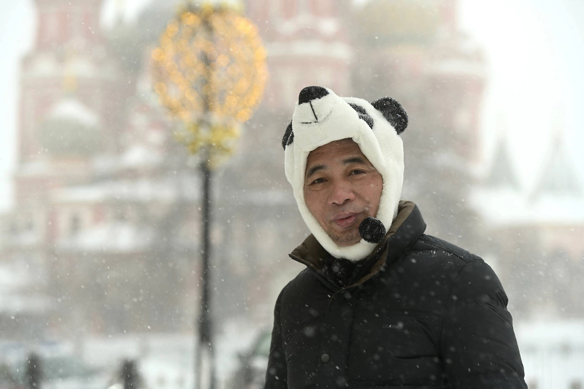 Циклон «Валли» обрушил на Москву рекордный снегопад. Фото © Life.ru