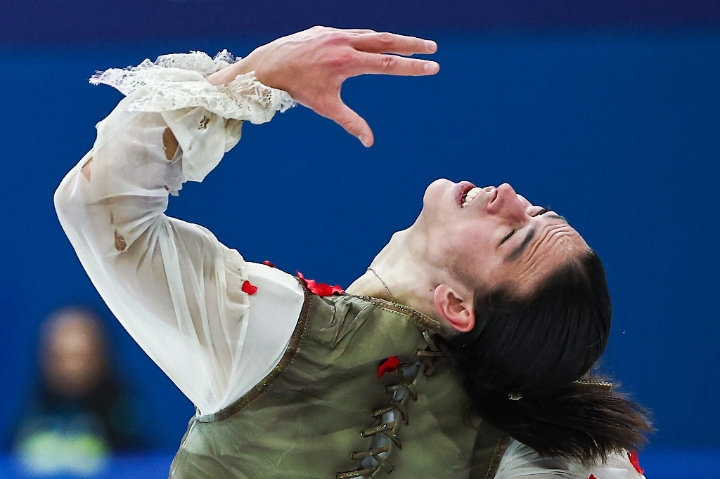 Пётр Гуменник занял 12-е место после короткой программы. Фото © ТАСС / Михаил Терещенко