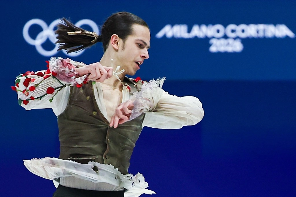 Петру Гуменнику пришлось фактически на ходу менять музыку для программы. Фото © ТАСС / Михаил Терещенко