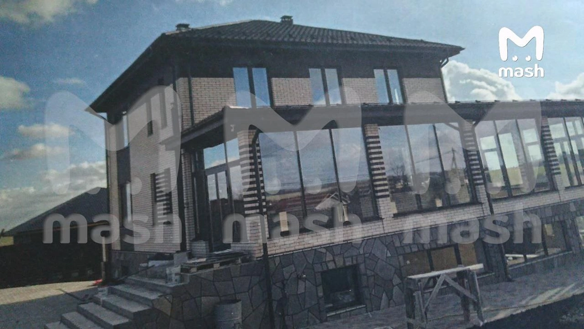 Мэр Липецка ушёл в отставку после обнаружения недвижимости на 100 млн рублей. Обложка © Telegram / Mash