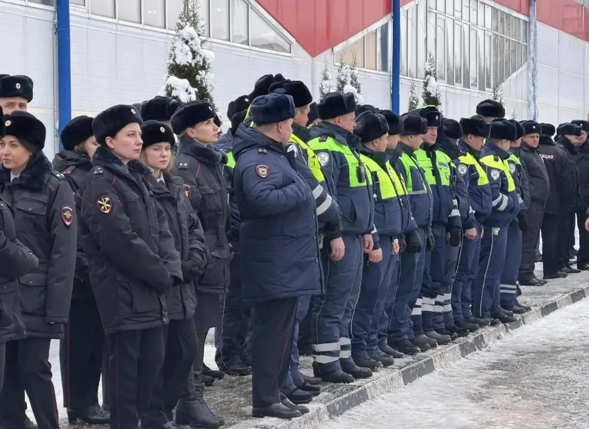 Прощание с Денисом Братущенко. Фото © Telegram / Госавтоинспекция Москвы