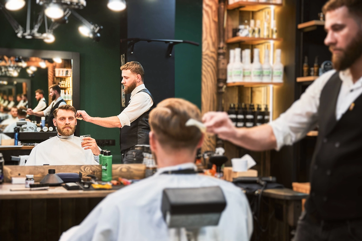 Лунные фазы в марте 2026: влияние на волосы и здоровье. Фото © Shutterstock / FOTODOM / anatoliy_gleb