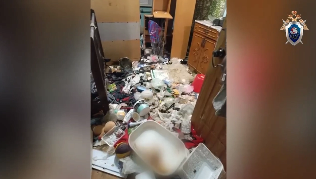 Оперативная съемка в квартире © MAX / ГСУ СК России по Красноярскому краю и РХ