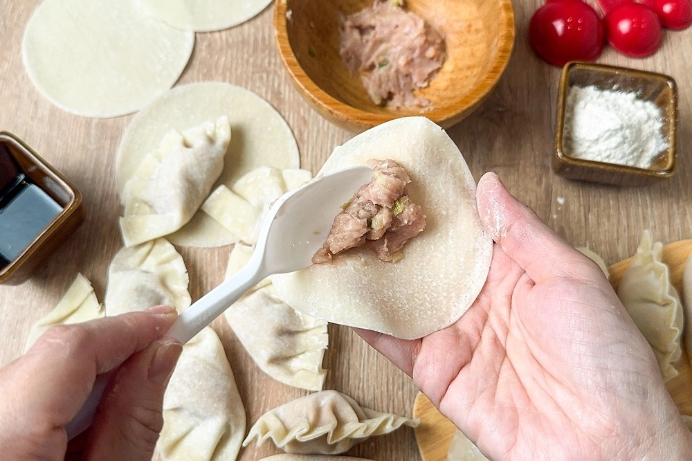 Как правильно сделать пельмени по-китайски. Фото © Shutterstock / FOTODOM / Livia Harijanto