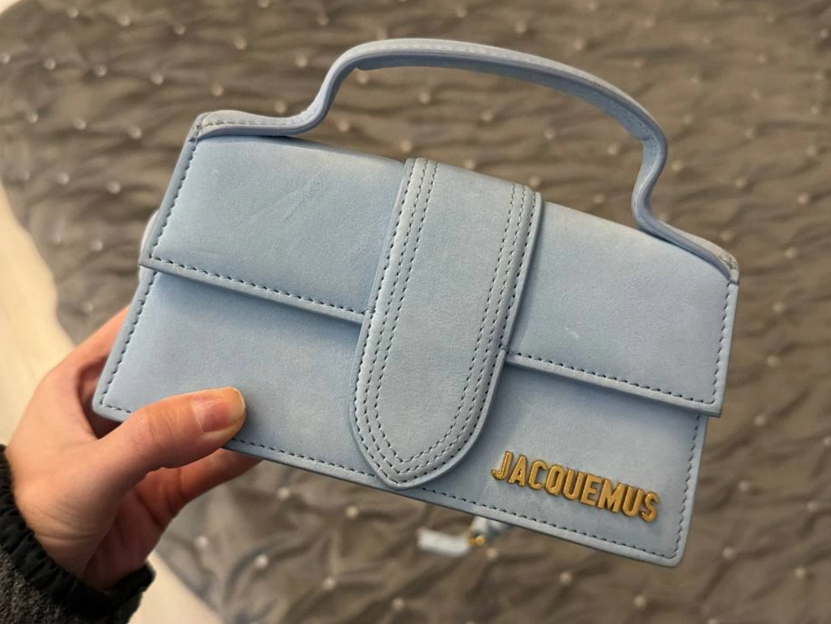 Жена Сабурова распродаёт вещи. Фото © Telegram / SABUROVA DIANA