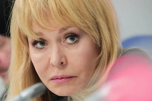 Певица Кормухина призналась, что ей присылают с Запада деньги для бойцов СВО