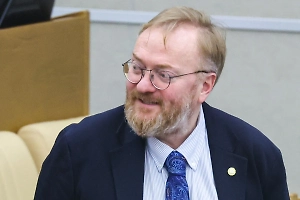 Это гуманное предложение, и, безусловно, к тем, кто не совершил тяжкие преступления, стоит проявить милосердие. В более сложных ситуациях — поджоги машин, отделов полиции — закон предусматривает вообще очень тяжёлые наказания, но пенсионерам даётся минимальное. Я очень надеюсь, что, может быть, после окончания СВО будет объявлена амнистия этим людям, и руководство страны проявит милость к ним.