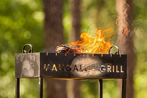 Врач рассказал, что делать, если обжёгся на шашлыках