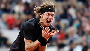 Рублёв сенсационно вылетел в третьем круге "Ролан Гаррос"