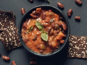 Инфекционист "обвинил" томатный соус во вспышке ботулизма