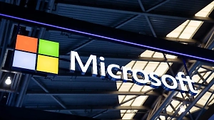 Глобальный сбой систем Microsoft: что случилось с банками и самолётами