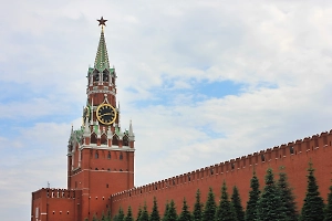 В Кремле надеются услышать разъяснения слов Кулебы о переговорах