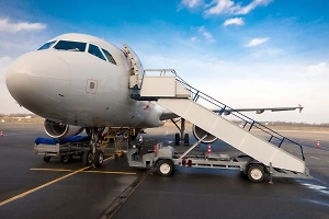 Вылетевший из Хабаровска самолёт развернулся из-за отказа авиагоризонта