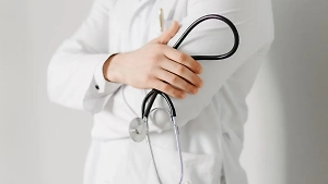 Россиянам рассказали, как выявить у себя неизлечимый синдром гвоздики