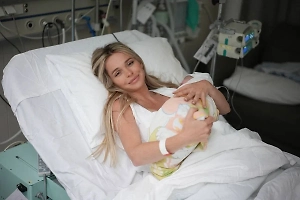 Анна Хилькевич замучилась из-за проблем с грудным вскармливанием третьей дочери