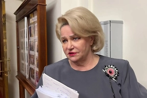 Останина призвала кабмин выделить средства на охрану школ Росгвардией