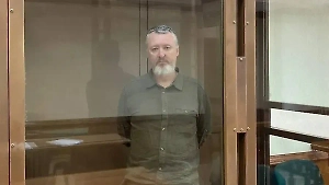 Игорь Стрелков осваивает новую профессию в колонии