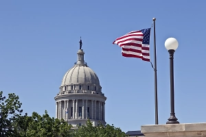 Китайские хакеры получили доступ к перепискам и звонкам Трампа