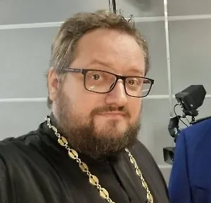 С тех пор икона стала ещё более почитаемой на Руси. Пётр Первый после победы вернул её в храм в серебряном окладе с украшениями. 