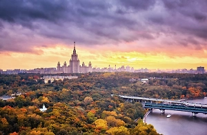 Москвичам рассказали, когда ждать осеннюю погоду