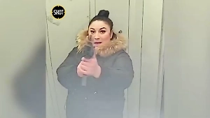 Камера видеонаблюдения в лифте засняла своего "убийцу" в последние мгновения службы